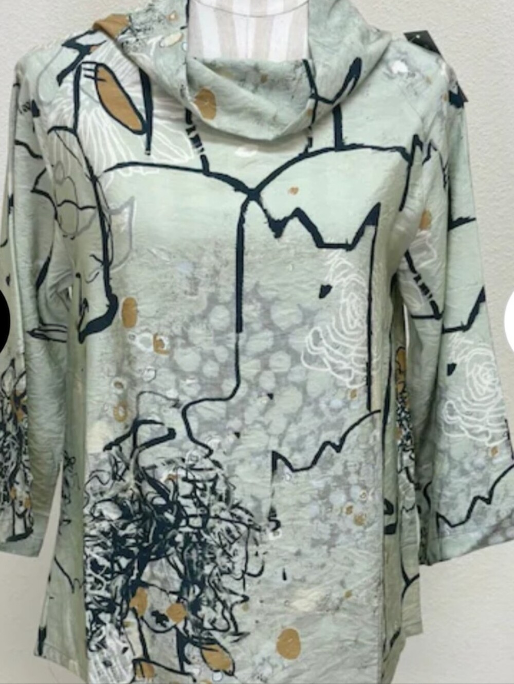 3Potato Cowl Neck Top - M